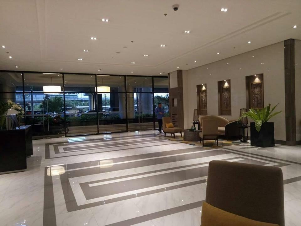 מנילה Eighty One Newport Boulevard מראה חיצוני תמונה